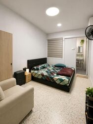 Blk 213 Bedok Town Centre (Bedok), HDB 3 Rooms #561034901